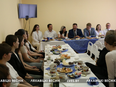 В Ляховичской ЦРБ прошла традиционная встреча с молодыми специалистами